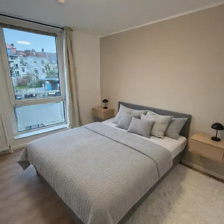 Zentrales Mit Dachterrasse Und Parkplatz Διαμέρισμα