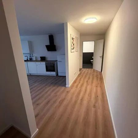 Zentrales Mit Dachterrasse Und Parkplatz Apartment *