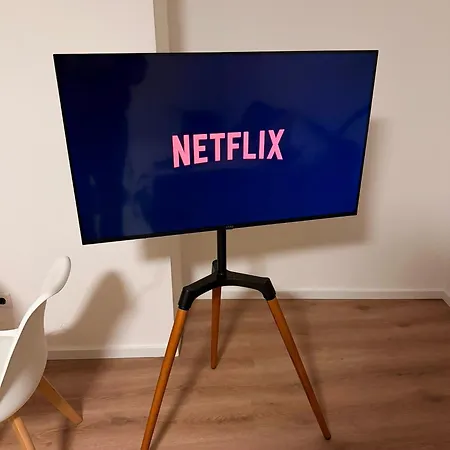 Apartman Zentrales Mit Dachterrasse Und Parkplatz *