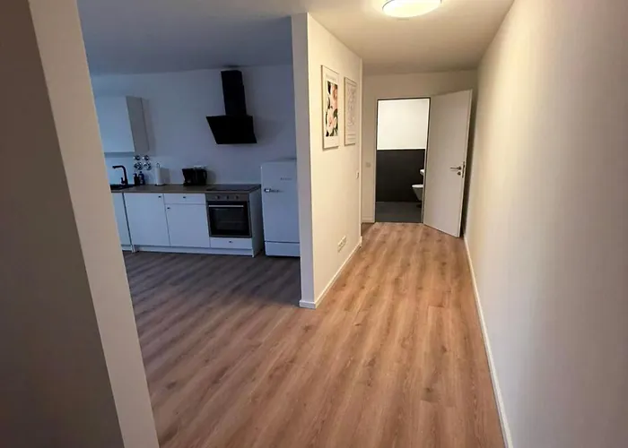 Zentrales Mit Dachterrasse Und Parkplatz Apartman *